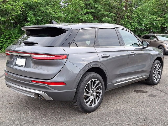 Certified 2022 Lincoln Corsair AWD w/ Equipment Group 101A image 7