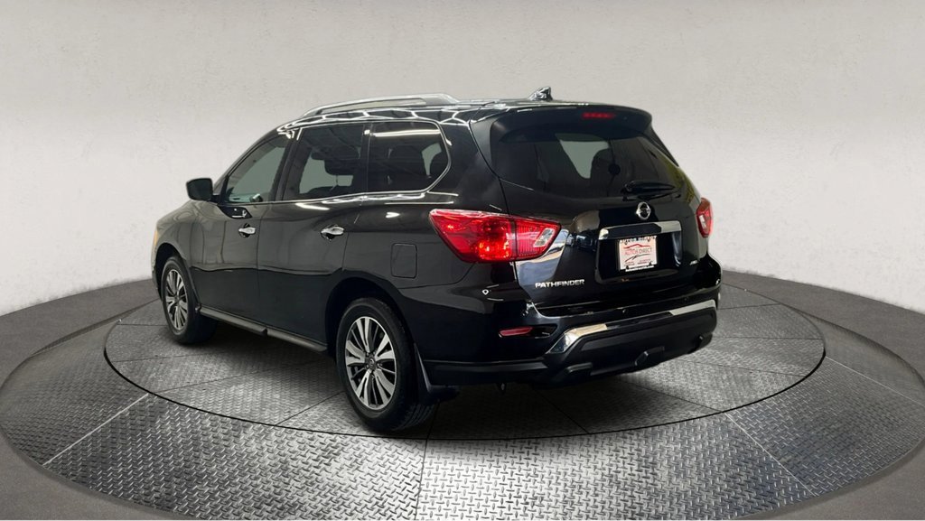 Used 2020 Nissan Pathfinder S image 6