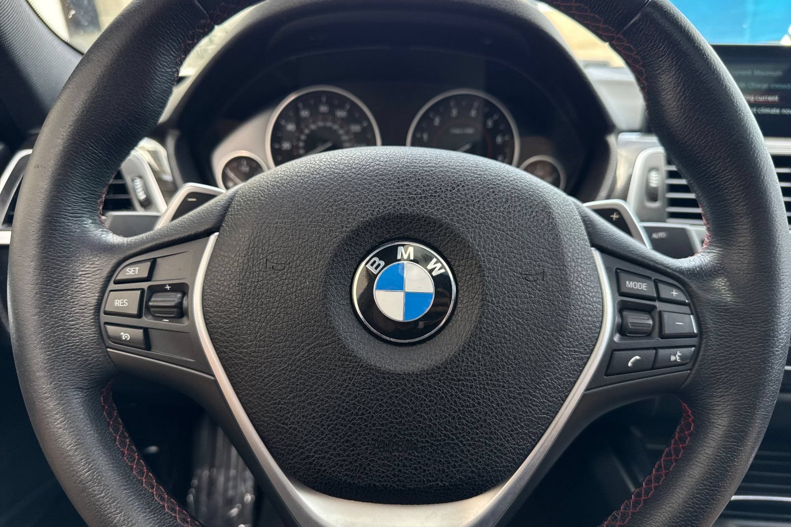Used 2017 BMW 330e RWD image 23