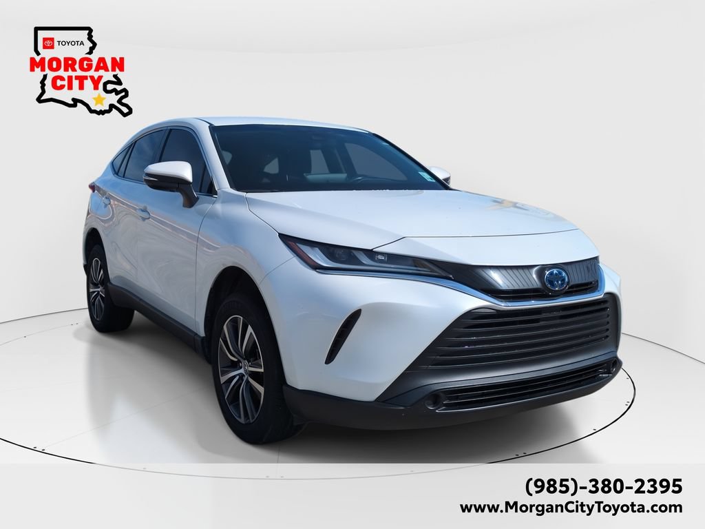 Used 2023 Toyota Venza LE AWD/4WD image 1
