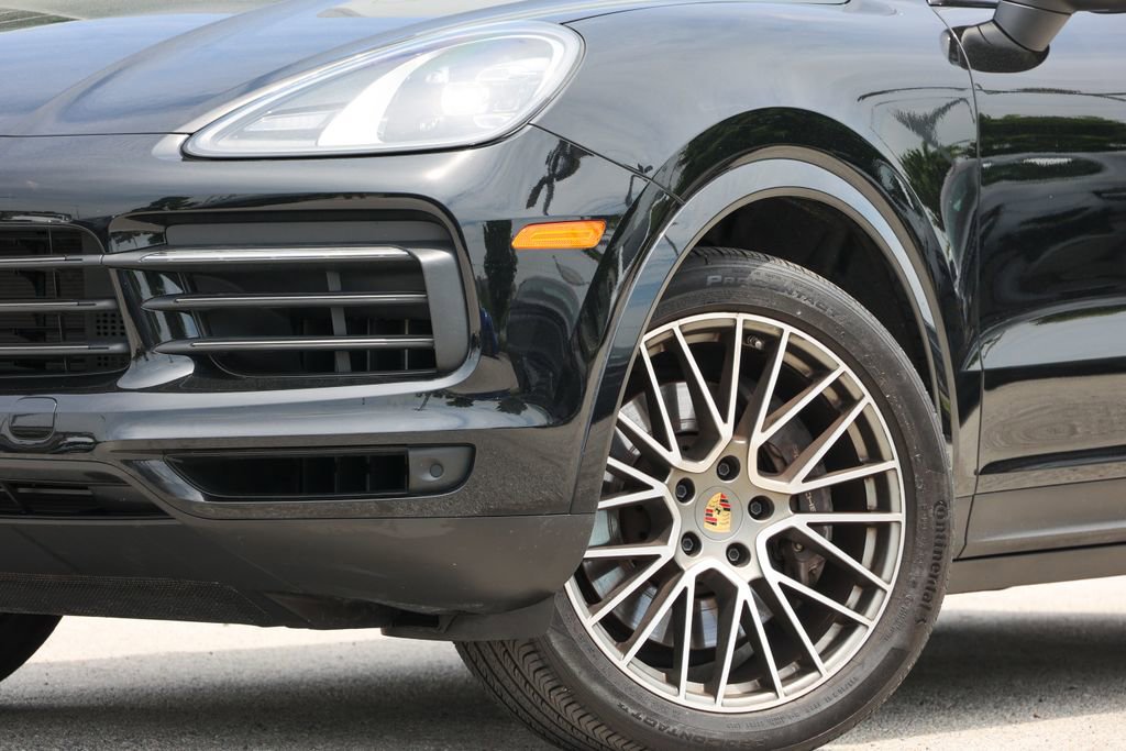 Certified 2023 Porsche Cayenne AWD/4WD image 20