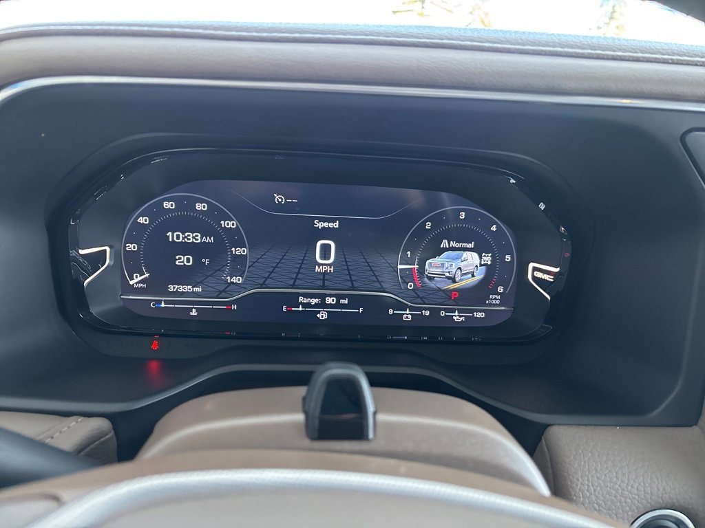 Used 2023 GMC Yukon XL Denali w/ Advanced Technology Package image 11