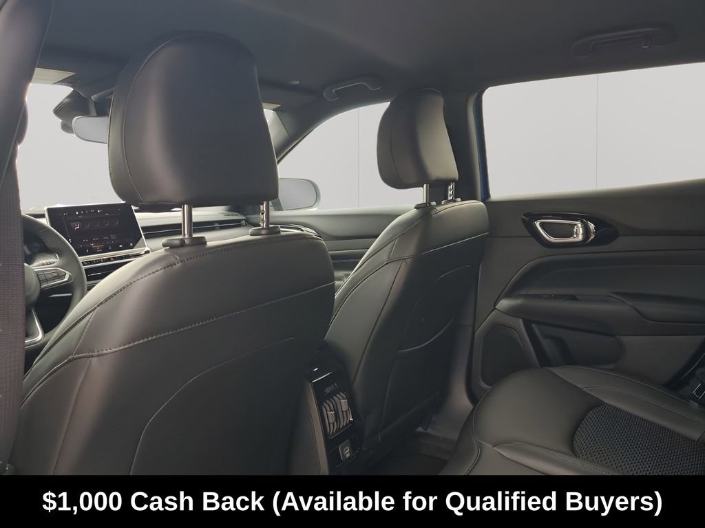 New 2026 Jeep Compass Latitude AWD/4WD image 20