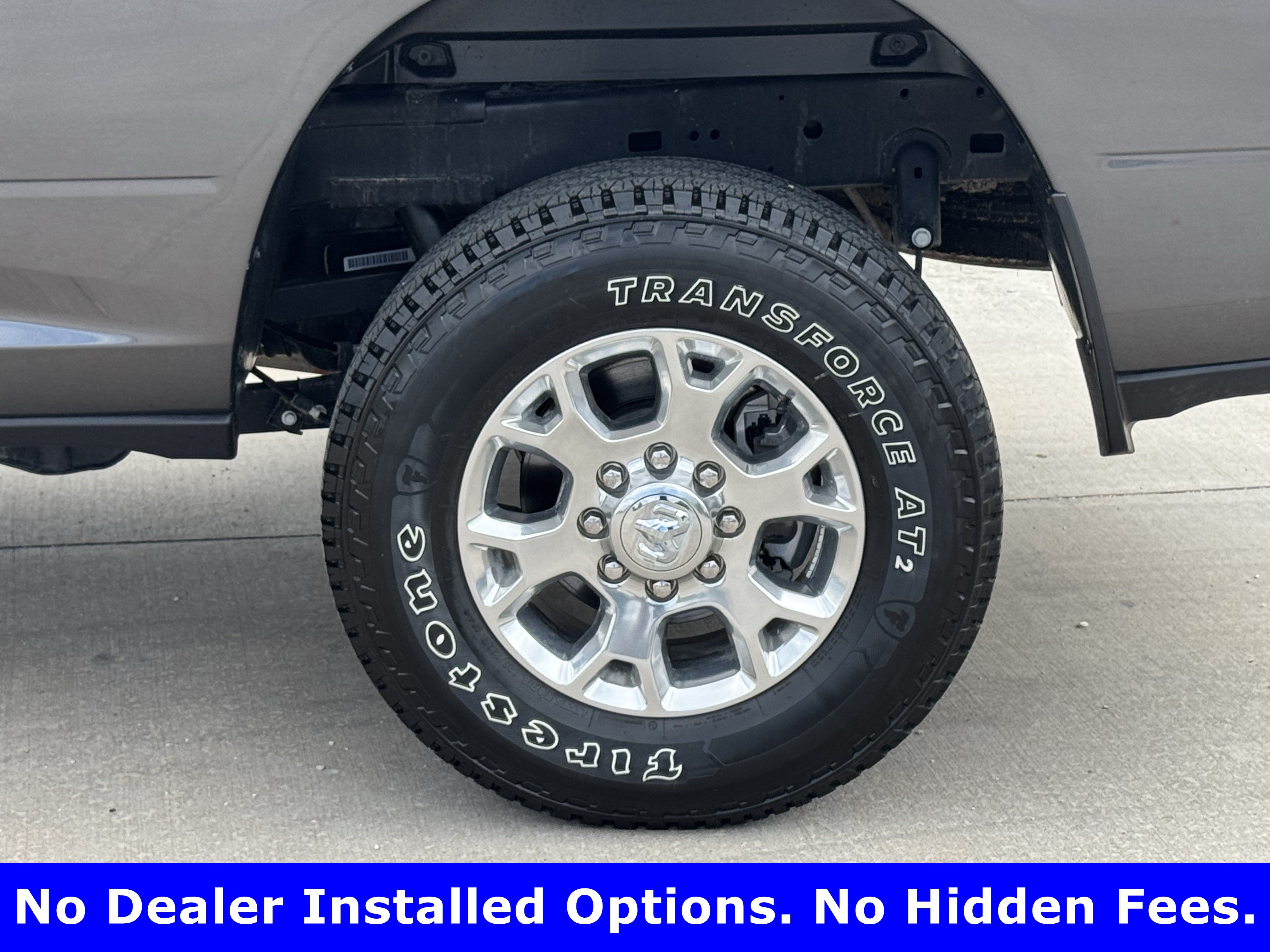 Used 2024 RAM 2500 Laramie AWD/4WD image 9
