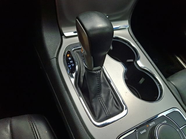 Used 2021 Jeep Grand Cherokee Limited AWD/4WD image 16