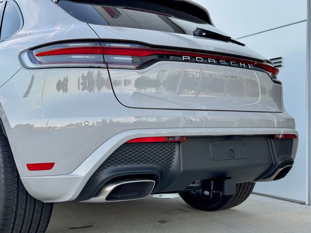New 2026 Porsche Macan image 20
