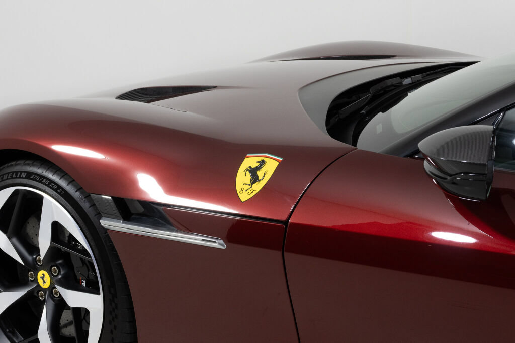 Certified 2025 Ferrari 12Cilindri RWD image 20