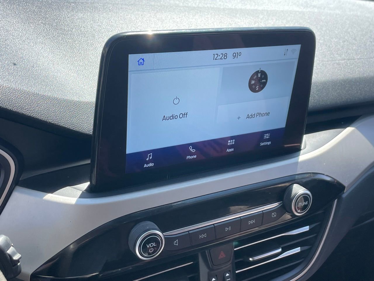 Used 2020 Ford Escape SE image 11