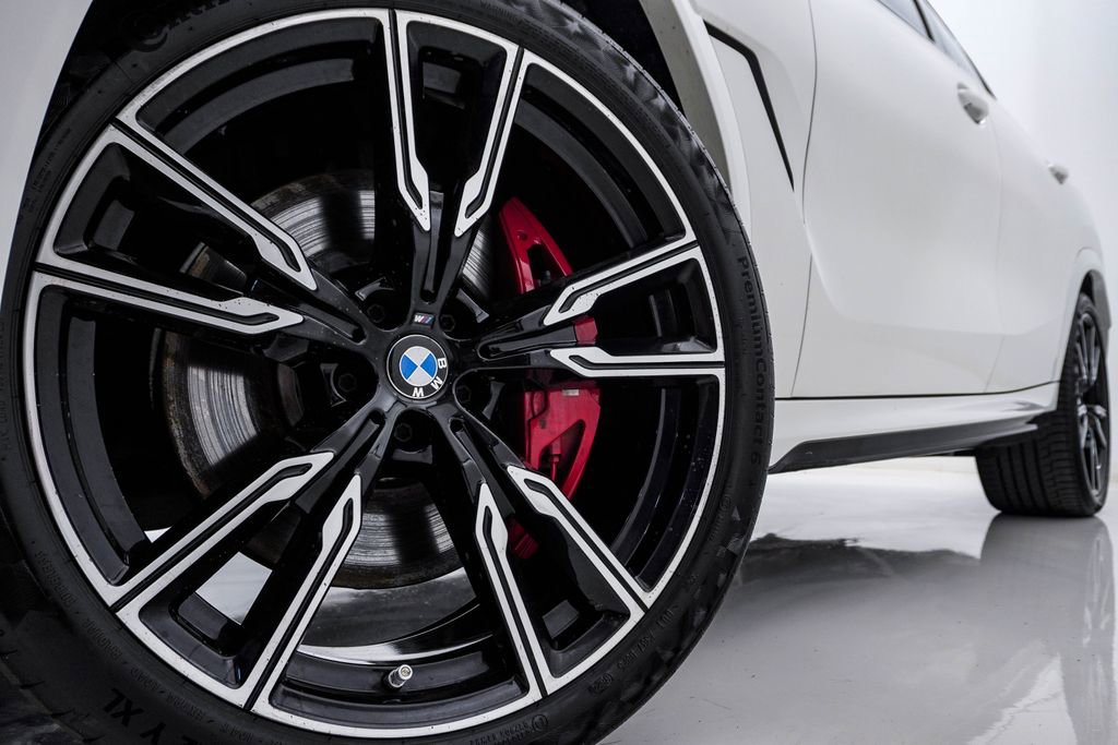 Used 2024 BMW X6 M60i AWD/4WD image 5