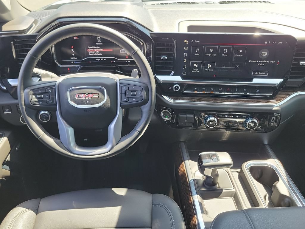 Used 2024 GMC Sierra 1500 Elevation w/ Elevation Premium Package AWD/4WD image 11