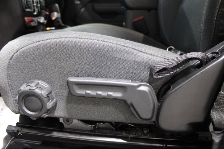 Used 2024 Jeep Wrangler Willys image 20