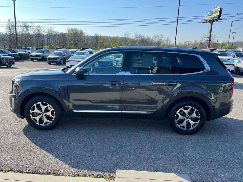 Used 2022 Kia Telluride EX w/ Towing Package image 33