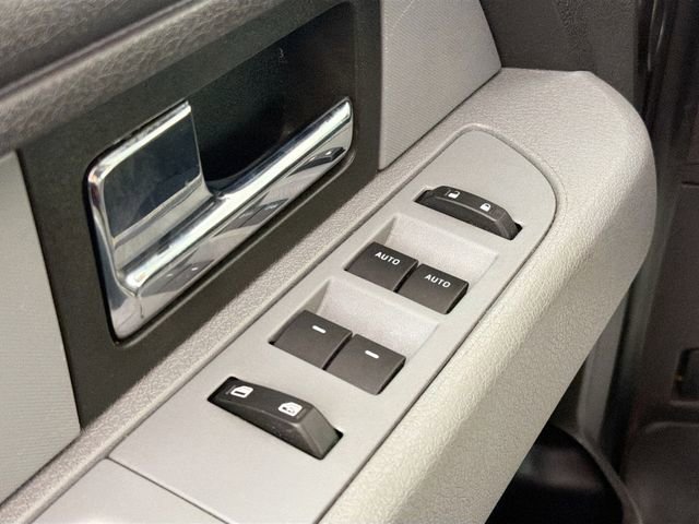 Used 2014 Ford F150 XLT image 17