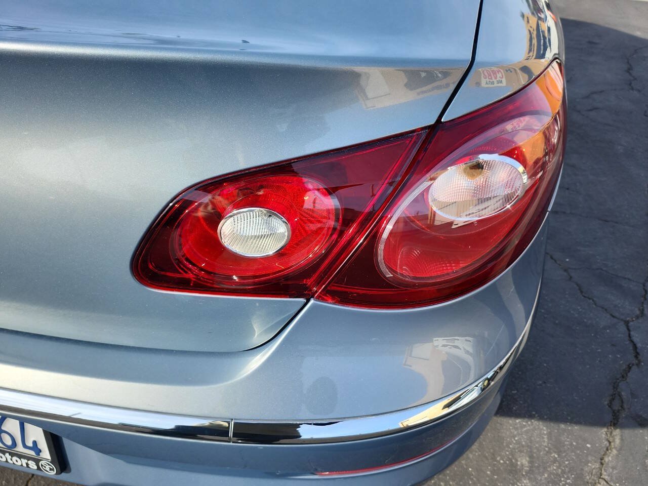 Used 2012 Volkswagen CC R-Line FWD image 32