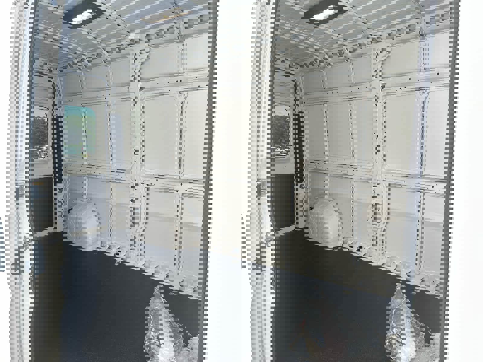 New 2025 RAM ProMaster 2500 w/ Convenience Group image 38