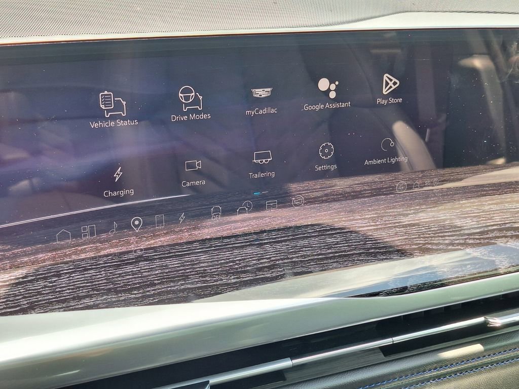 New 2026 Cadillac Escalade IQL Luxury image 15