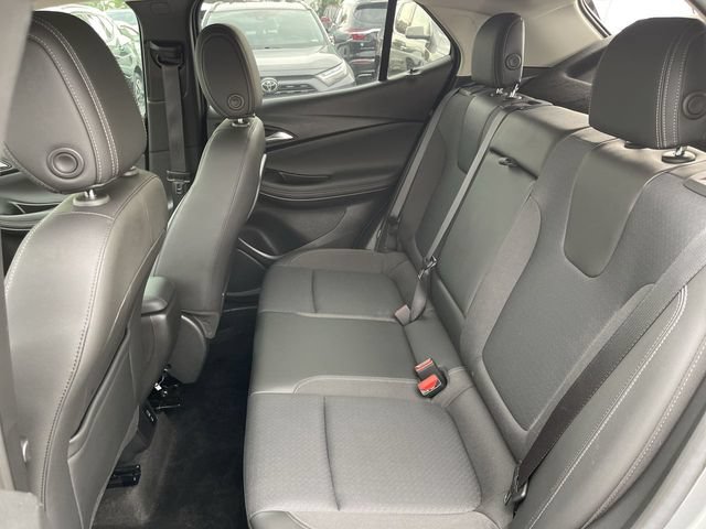 Used 2023 Buick Encore GX Select w/ Sport Touring Package FWD image 21