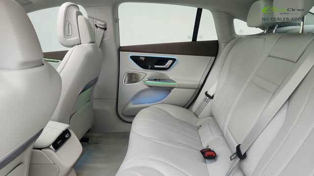 Used 2025 Mercedes-Benz EQE 350+ Sedan w/ Driver Assistance Package image 31