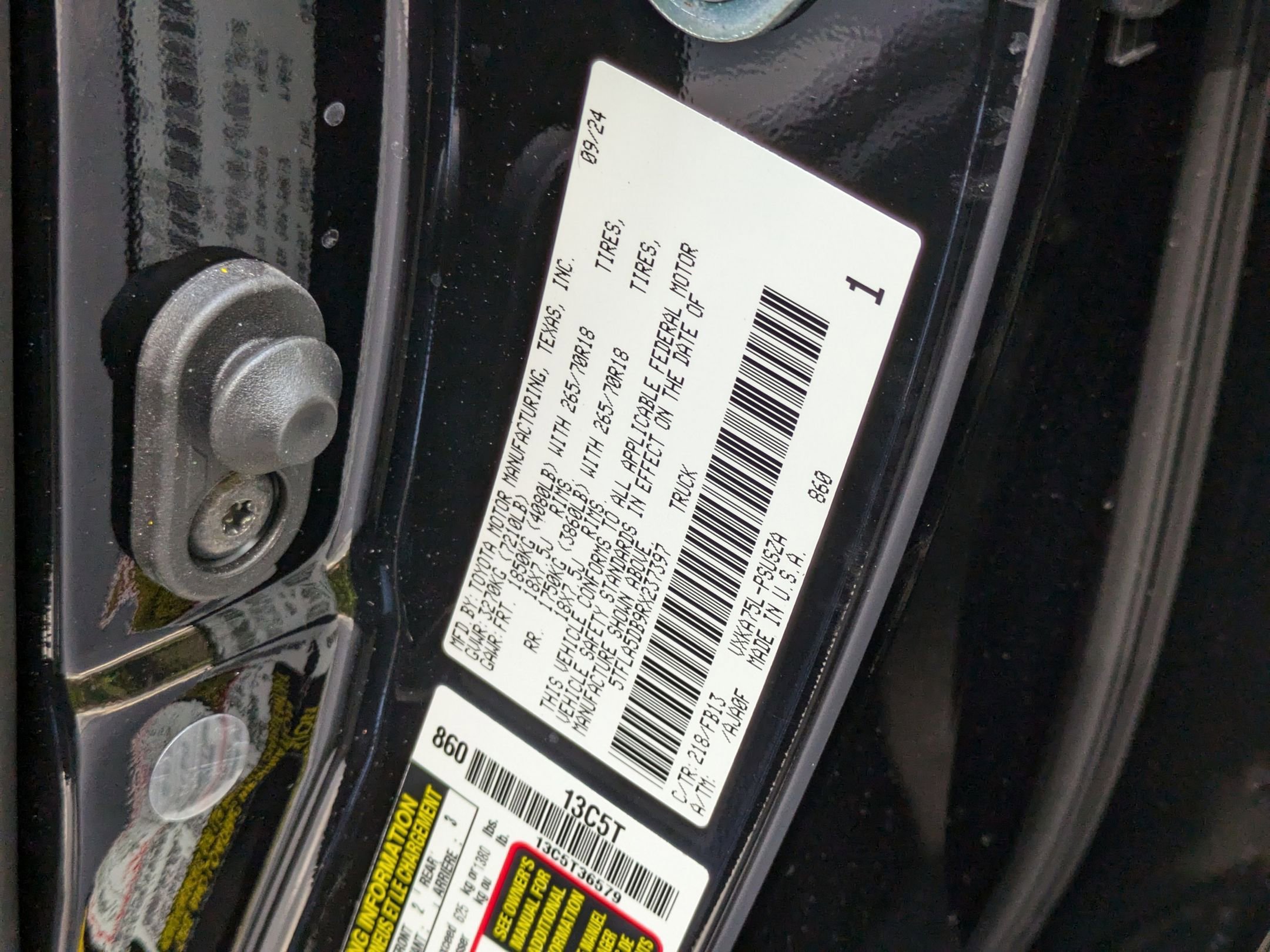 New 2024 Toyota Tundra SR5 image 34