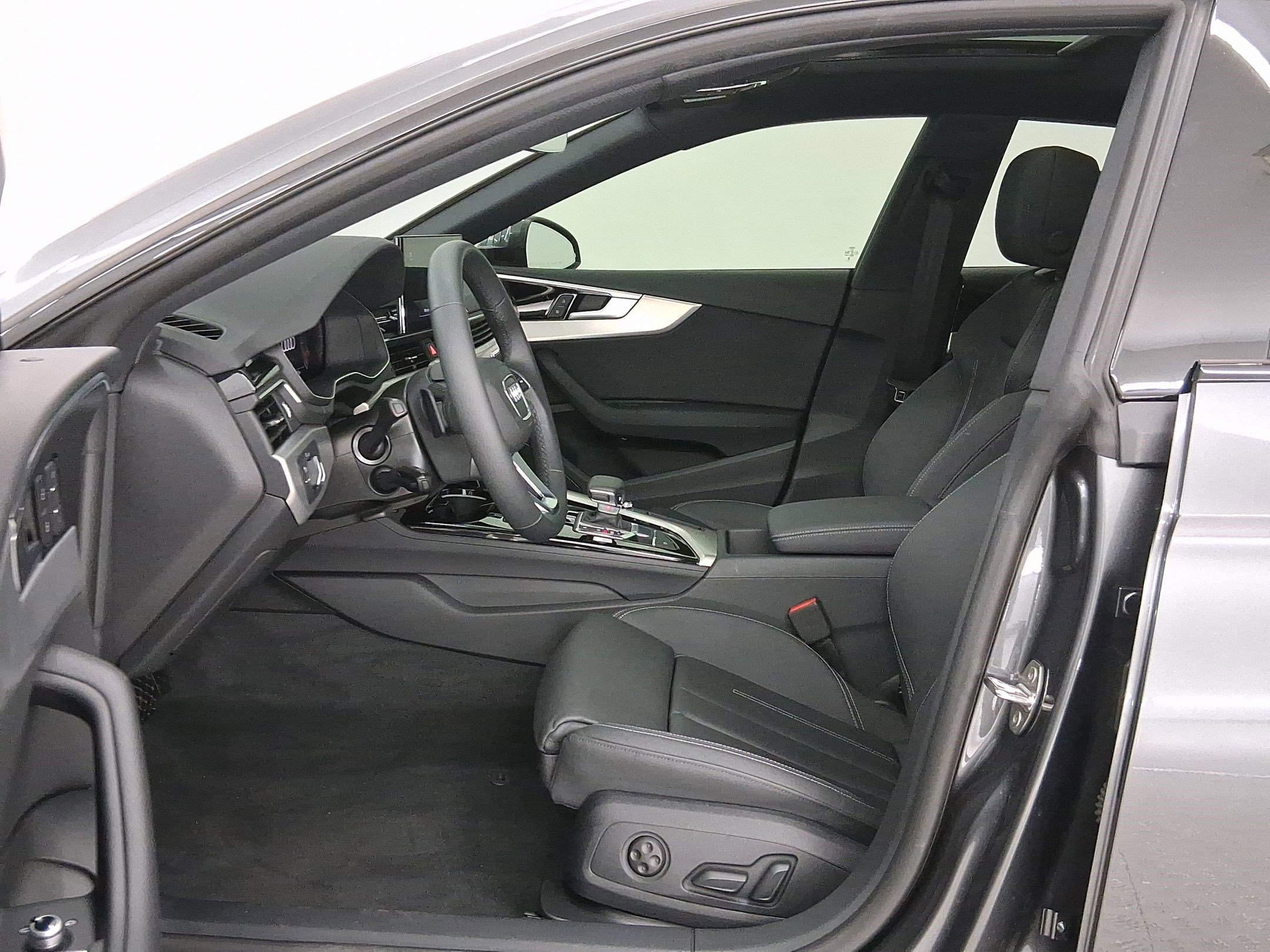 Used 2025 Audi A5 2.0T Premium Plus image 5