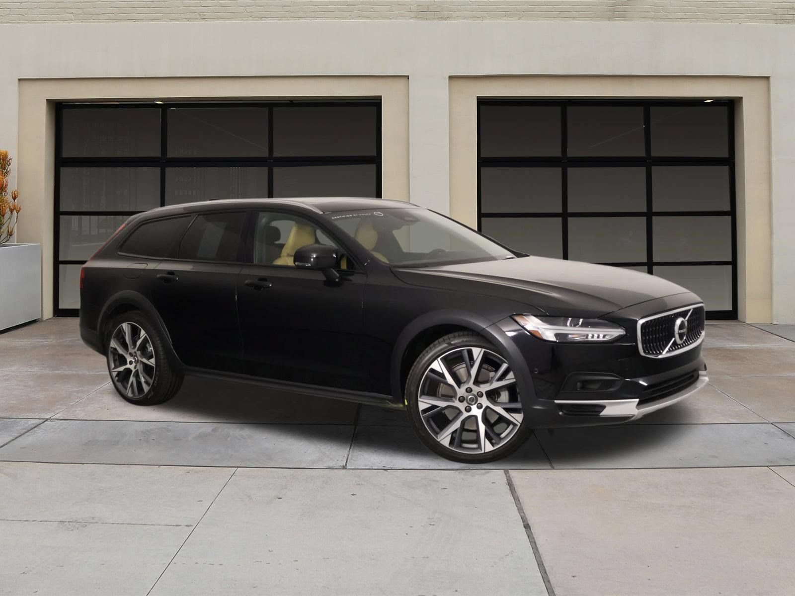 Certified 2023 Volvo V90 B6 Cross Country Ultimate w/ Climate Package AWD/4WD image 34
