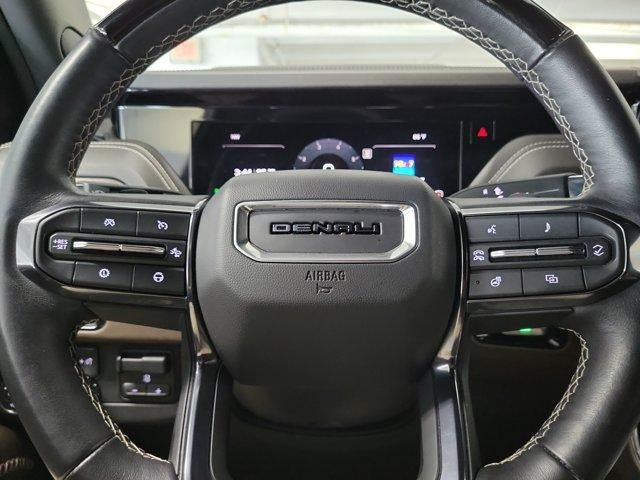 Used 2025 GMC Yukon Denali Ultimate w/ LPO, Floor Liner Package AWD/4WD image 22