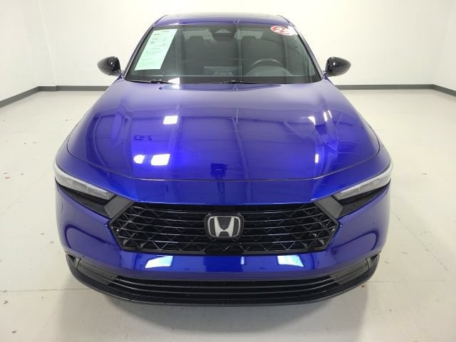 Used 2025 Honda Accord Sport image 2