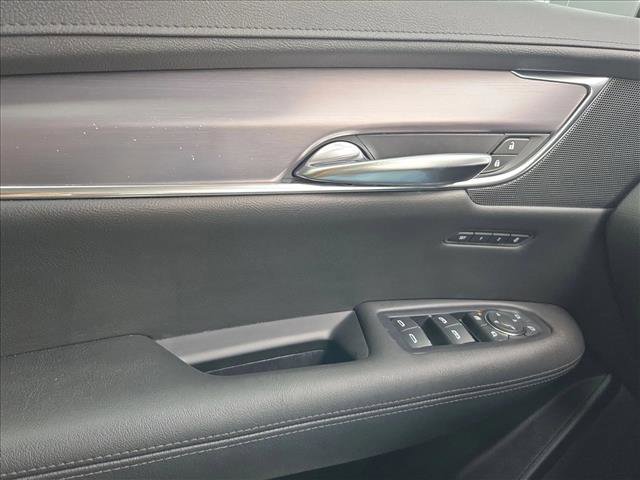Used 2019 Cadillac XT5 Luxury FWD image 25