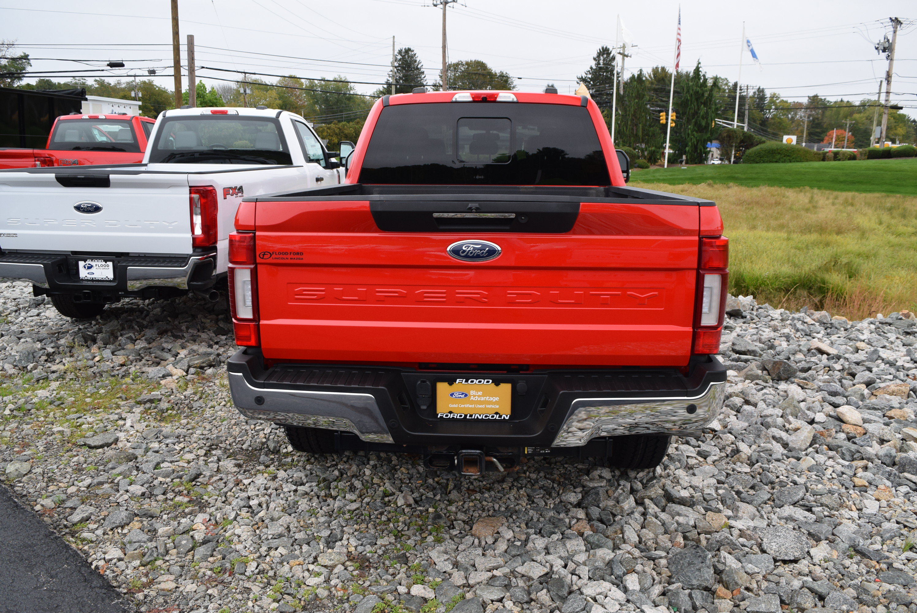Used 2021 Ford F350 Lariat w/ Lariat Ultimate Package AWD/4WD image 3