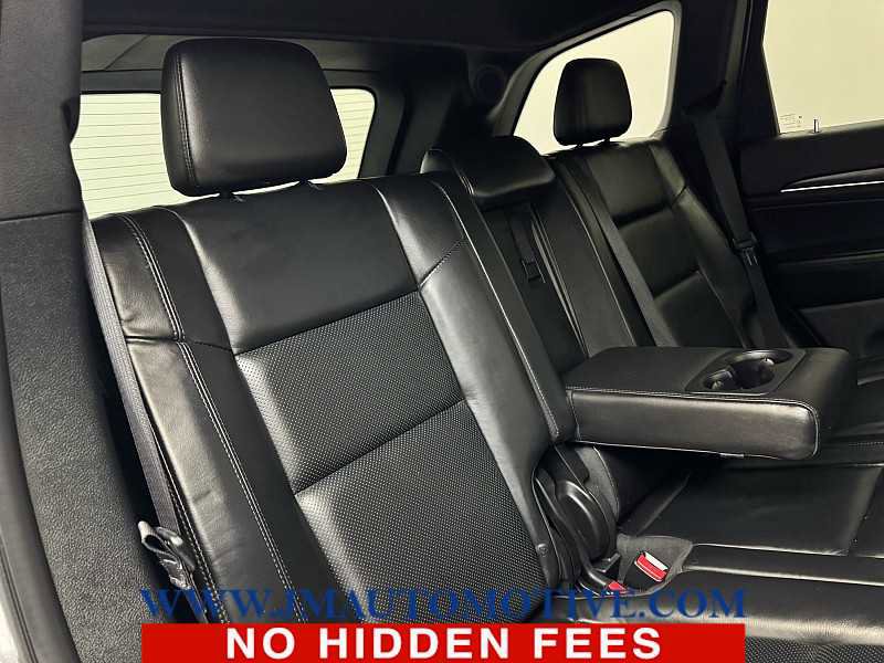 Used 2018 Jeep Grand Cherokee Limited w/ Luxury Group II image 19