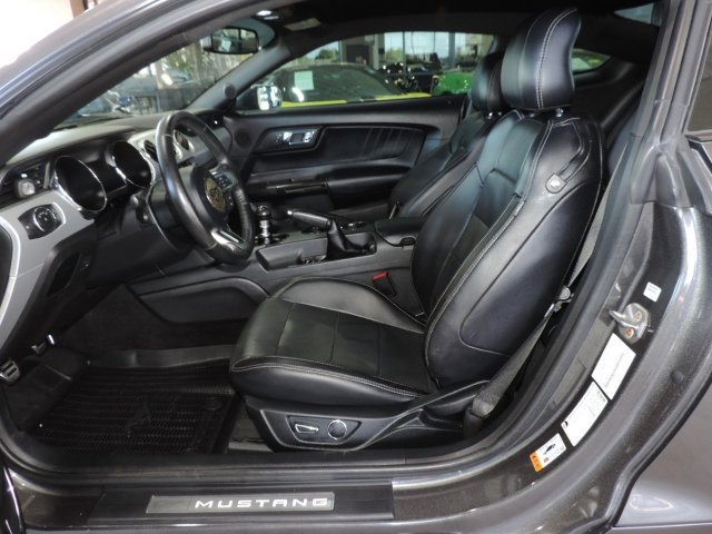 Used 2017 Ford Mustang GT Premium w/ Black Accent Package RWD image 18