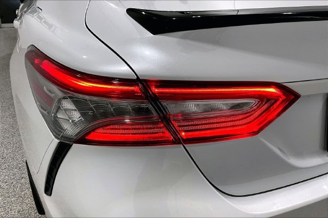 Used 2019 Toyota Camry XSE FWD image 44