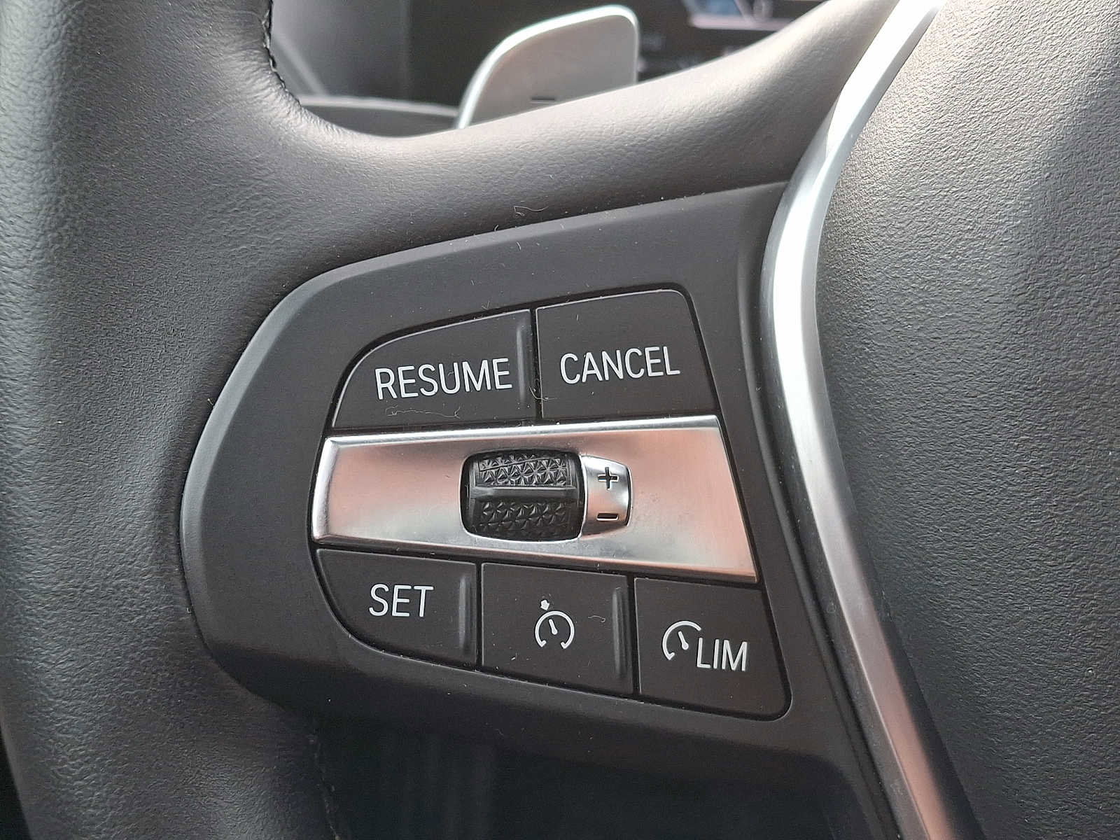 Used 2023 BMW 330i xDrive Sedan w/ Premium Package image 14