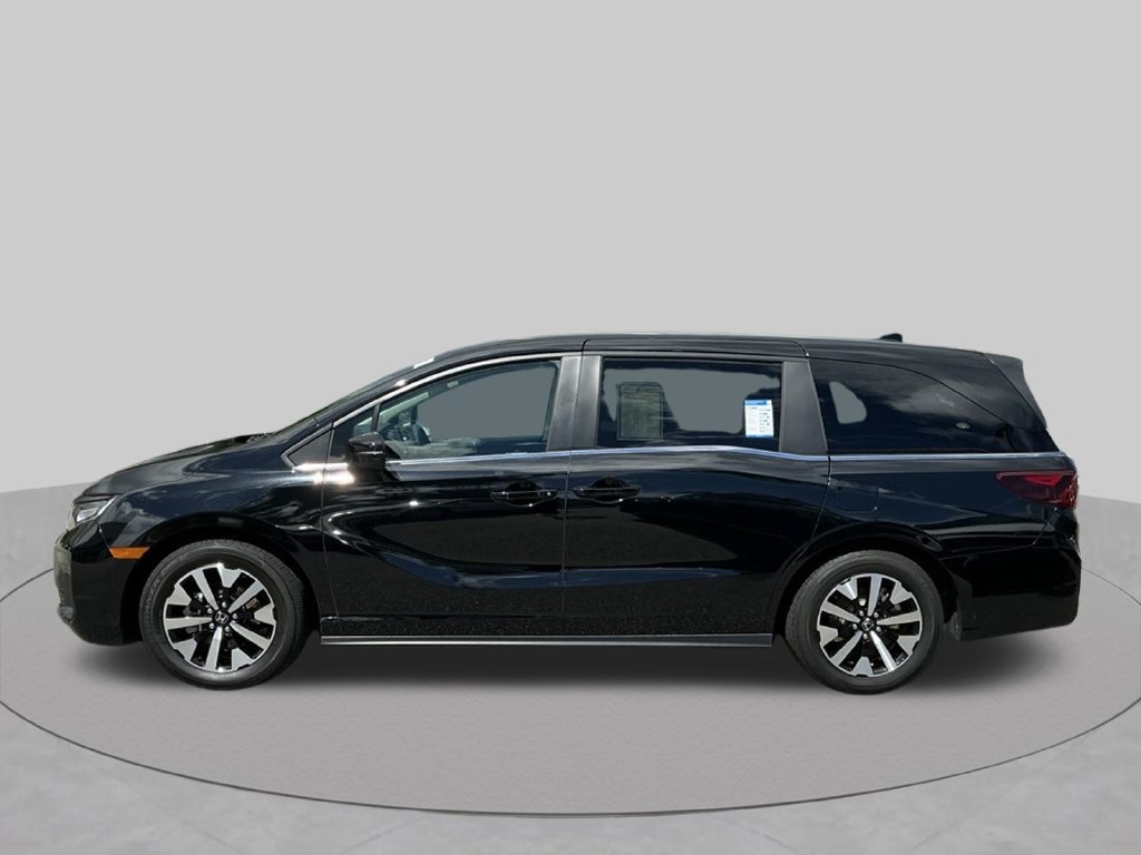 Certified 2025 Honda Odyssey EX-L image 3