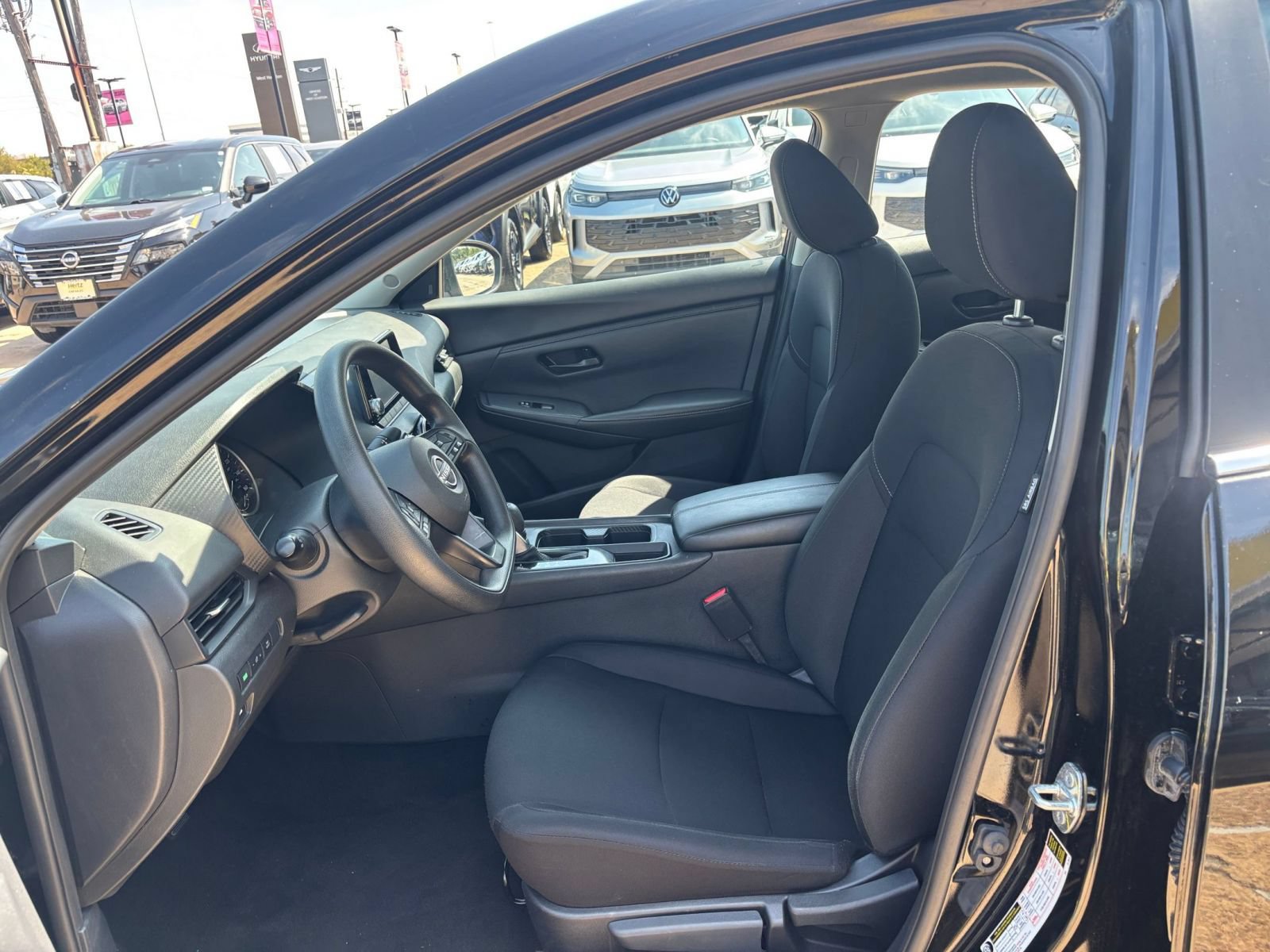 Used 2025 Nissan Sentra S FWD image 24