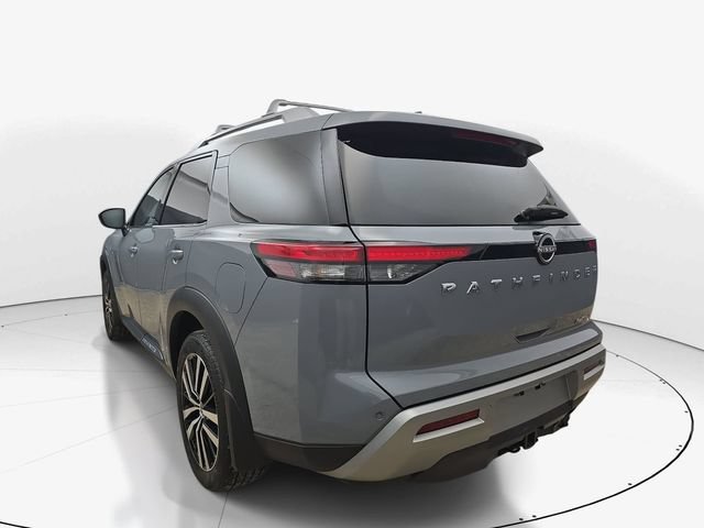 Used 2025 Nissan Pathfinder Platinum w/ Cargo Package FWD image 8