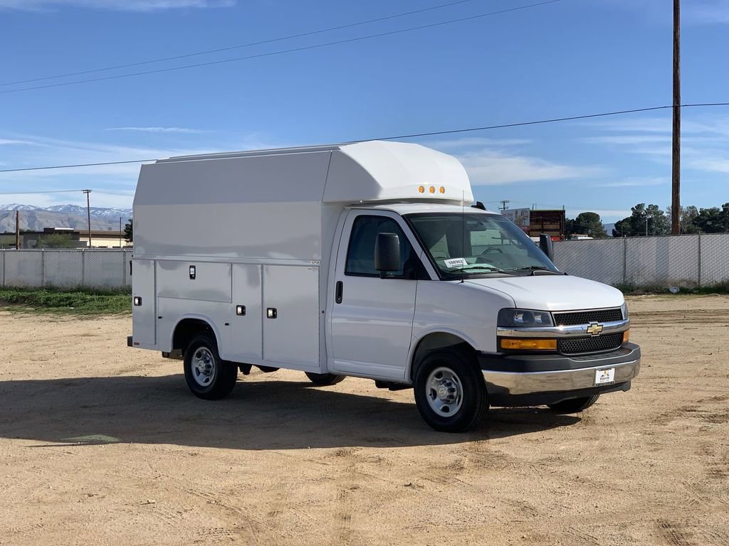 New 2026 Chevrolet Express 3500 w/ Power Convenience Package RWD image 3