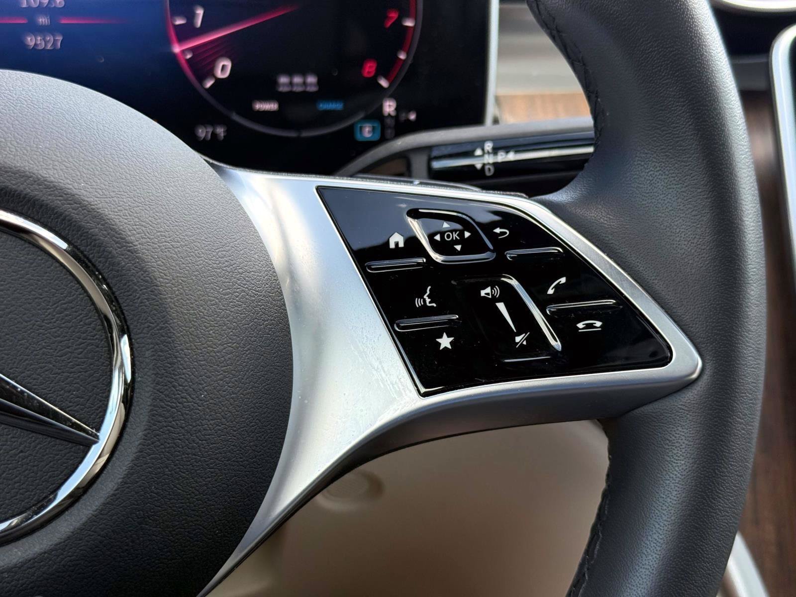 Certified 2025 Mercedes-Benz C 300 Sedan image 30