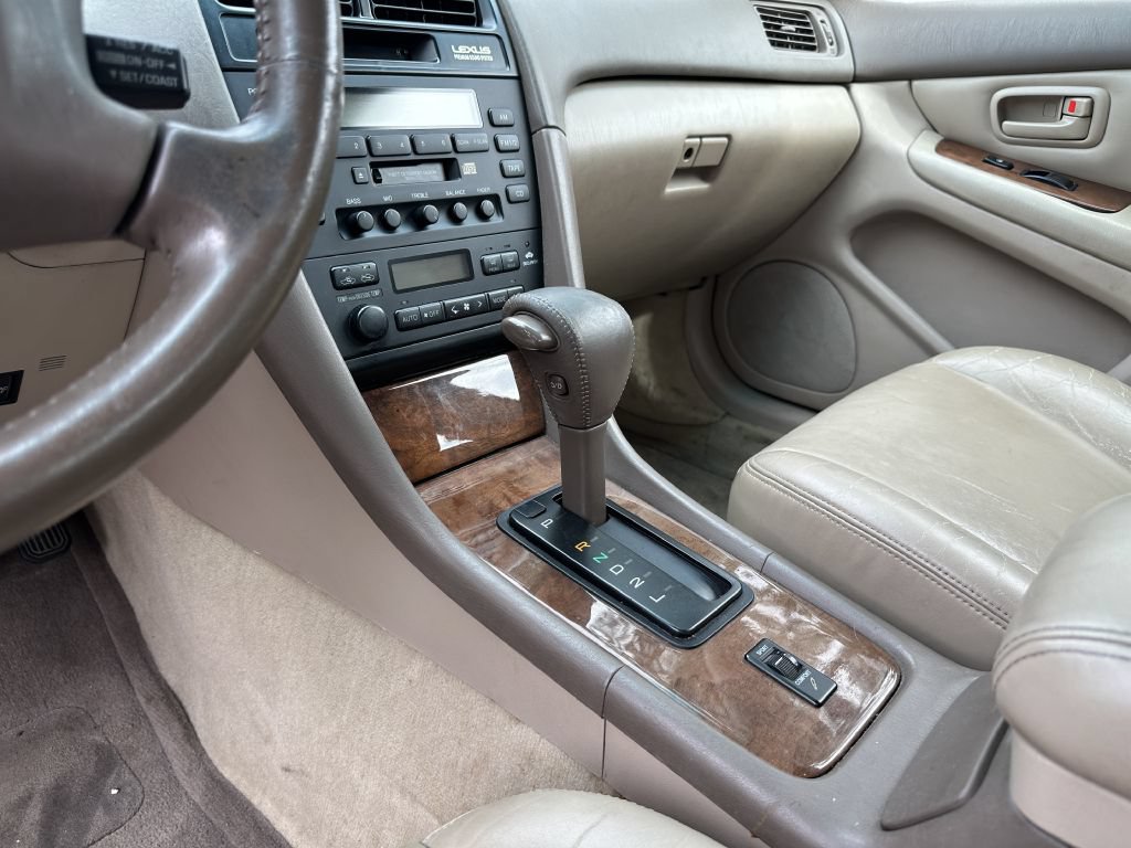 Used 1997 Lexus ES 330 FWD image 19