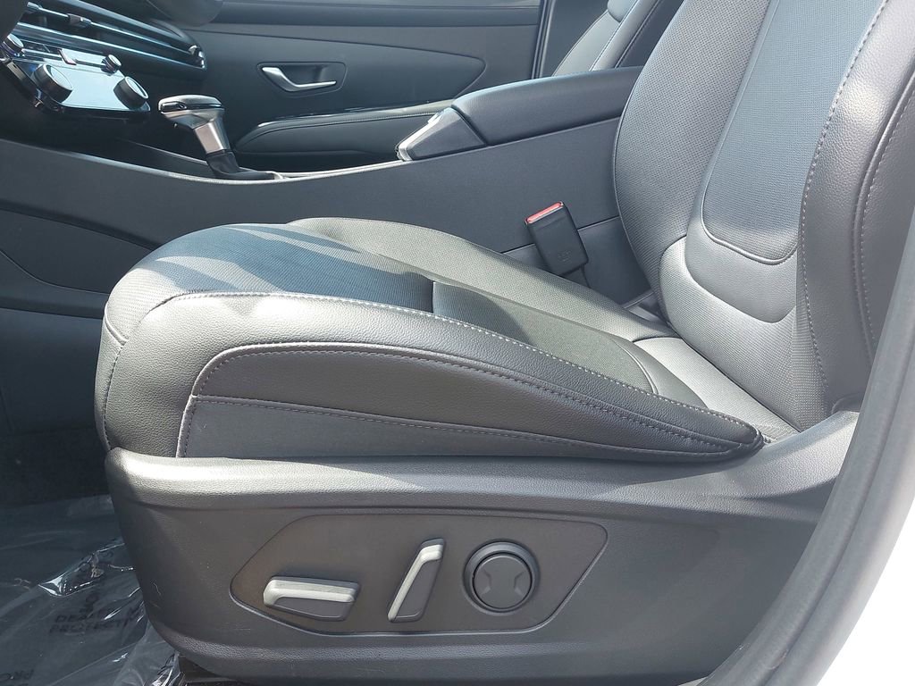Certified 2025 Hyundai Santa Cruz SEL image 29