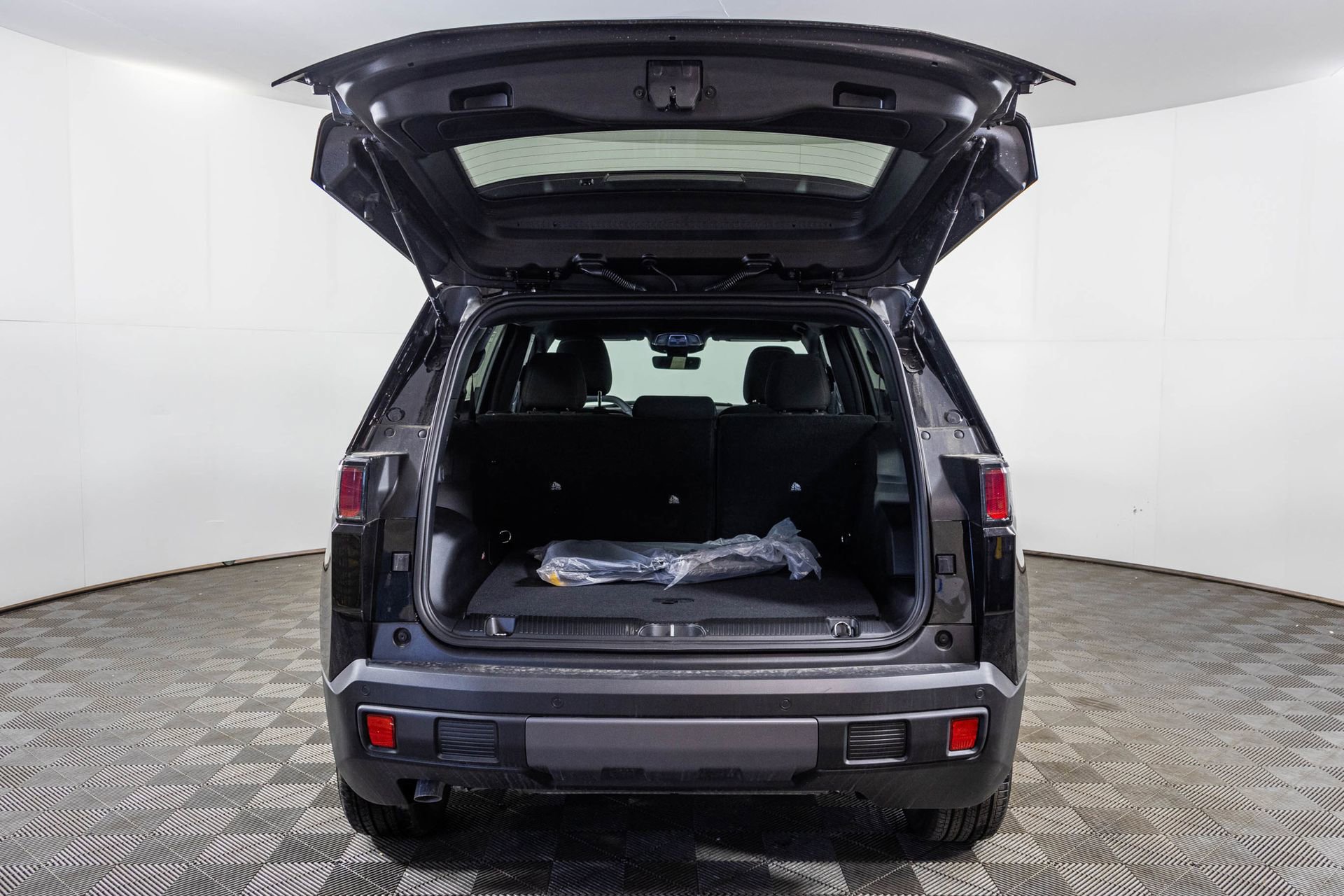 New 2026 Jeep Cherokee Laredo image 38