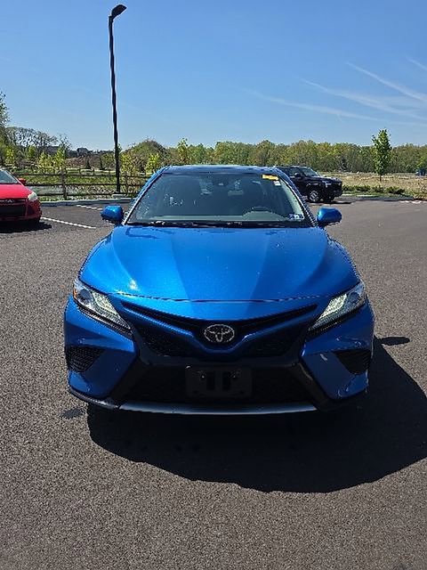 Used 2019 Toyota Camry XSE FWD image 2