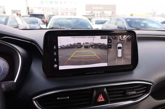 Used 2023 Hyundai Santa Fe SEL w/ Premium Package image 17