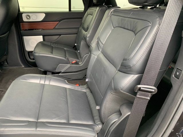 Certified 2024 Lincoln Navigator Reserve AWD/4WD image 19