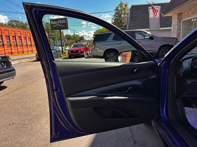 Used 2021 Hyundai Elantra N Line FWD image 9