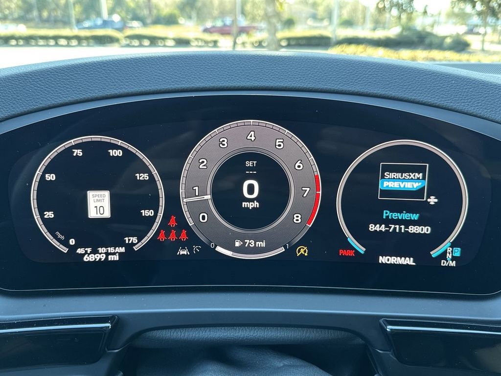 Certified 2024 Porsche Cayenne Coupe image 11