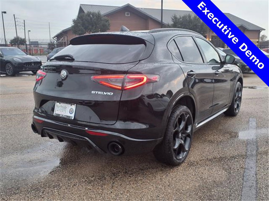 New 2025 Alfa Romeo Stelvio Sprint w/ Veloce Package image 7