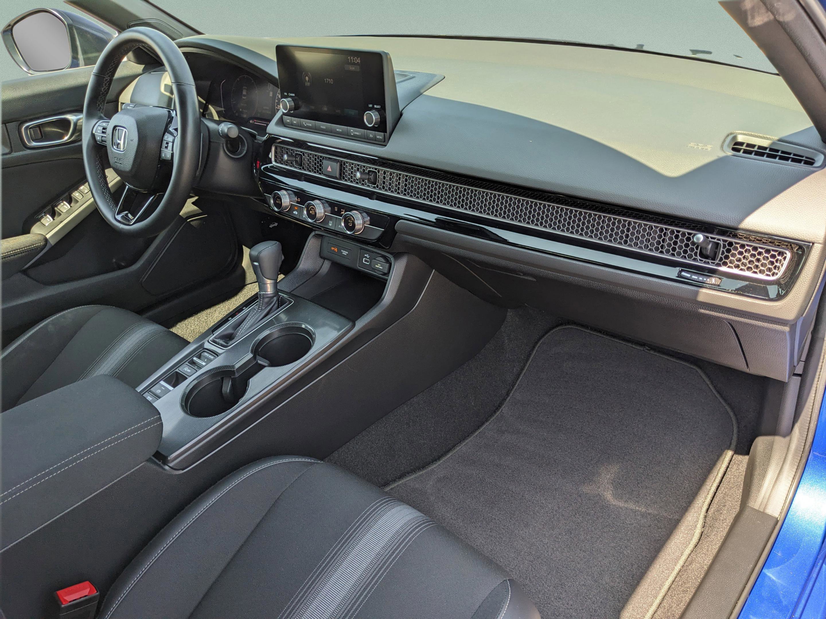 Used 2024 Honda Civic Sport image 12
