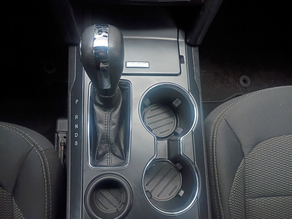 Used 2019 Ford Explorer XLT image 10