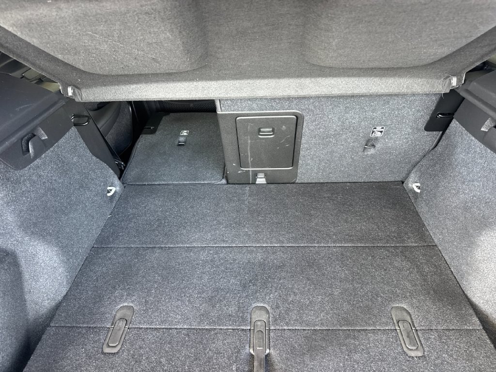 Certified 2023 Volvo XC40 Recharge Plus w/ Protection Package Premier AWD/4WD image 14